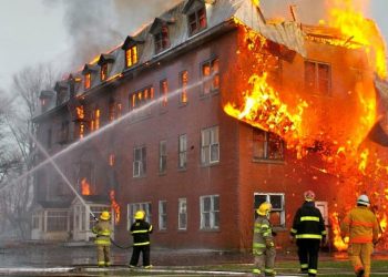 hoe overleef je een hotelbrand